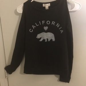 Women shirt size medium, by full tilt